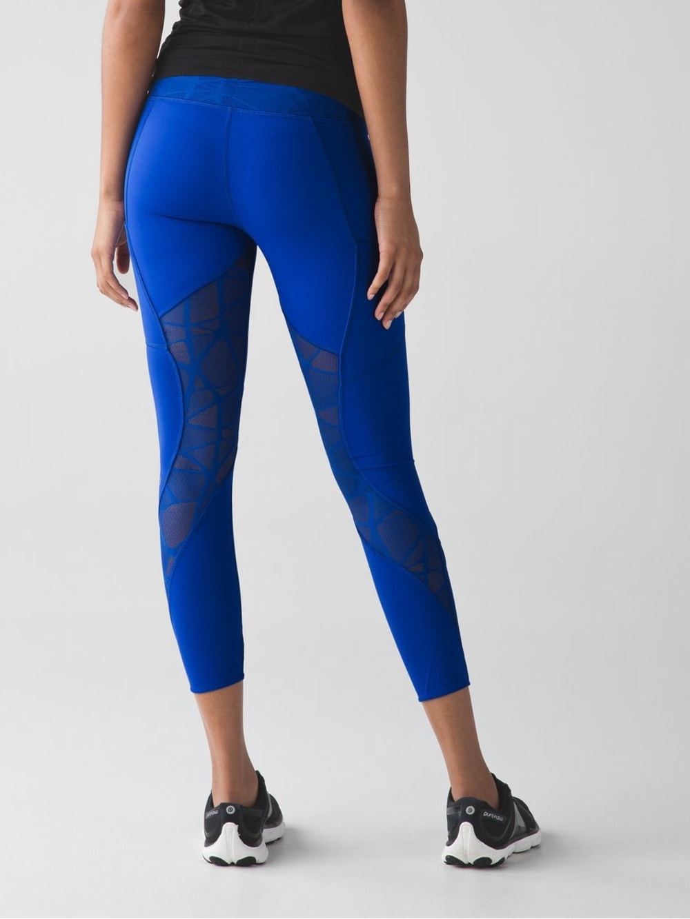 Lululemon goal crusher 7/8 tight harbor blue size 8